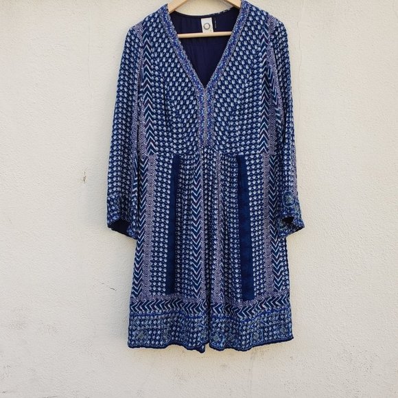 Akemi + Kin Rozalin Dress - Picture 3 of 8